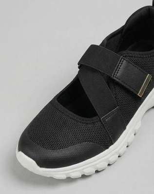 SERAPHINA Premium Sneaker