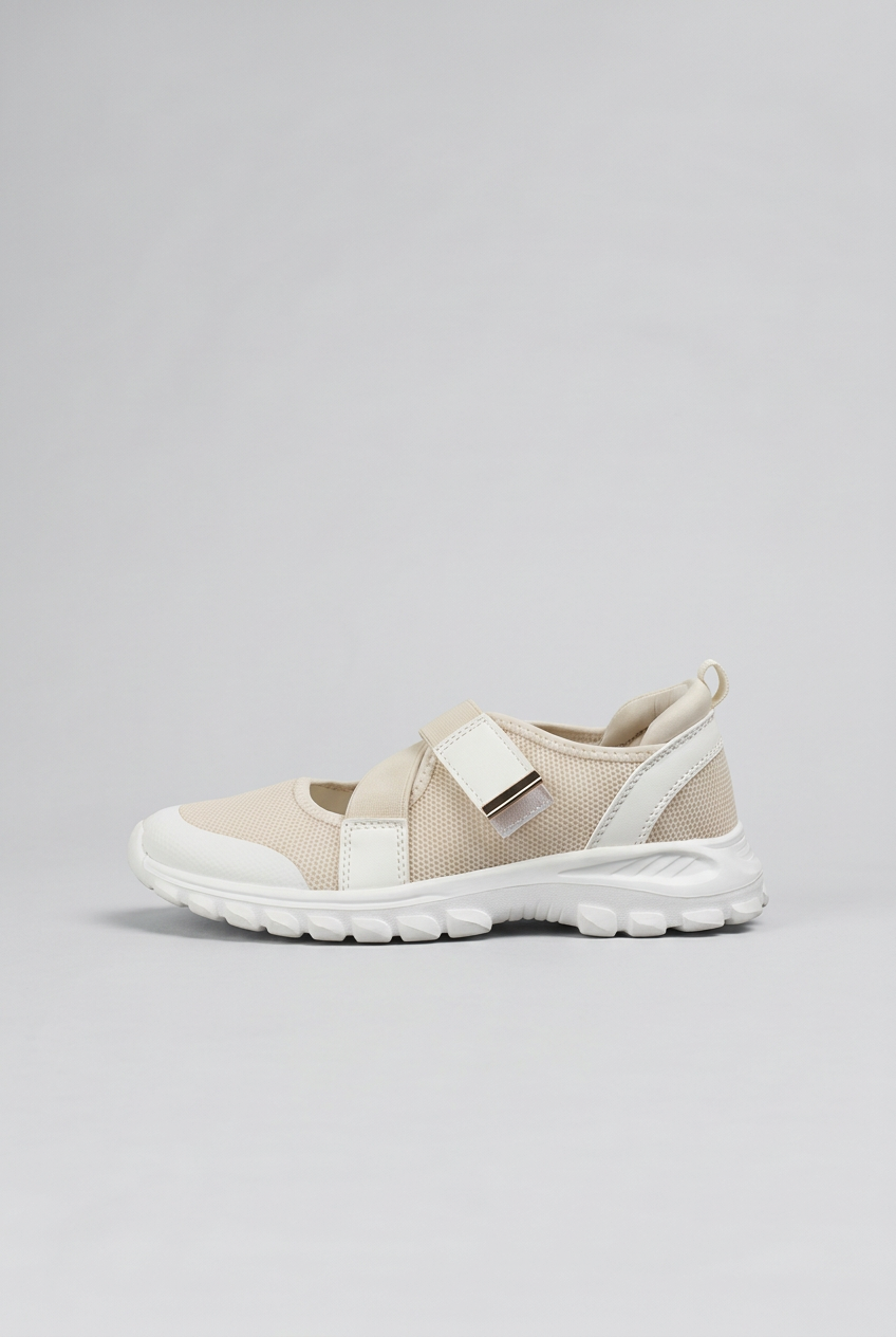 SERAPHINA Premium Sneaker