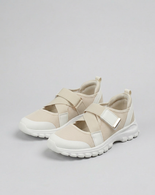SERAPHINA Premium Sneaker