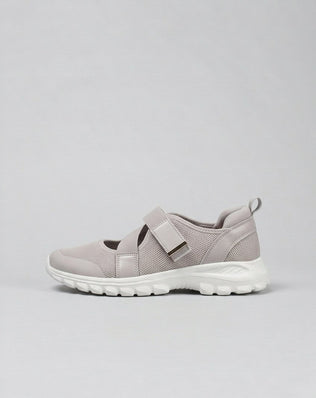 SERAPHINA Premium Sneaker